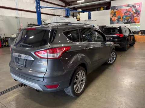 Another view of 2015 Ford Escape SE for sale in Indianapolis, IN at Indy Auto Man - Indianapolis
