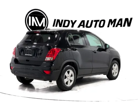 More photos of 2020 Chevrolet Trax LS at Indy Auto Man - Indianapolis, IN