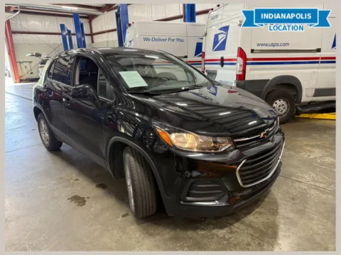Black 2020 Chevrolet Trax LS for sale in Indianapolis, IN