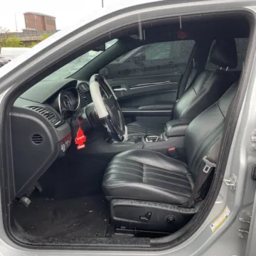 More photos of 2021 Chrysler 300 S at Indy Auto Man - Indianapolis, IN