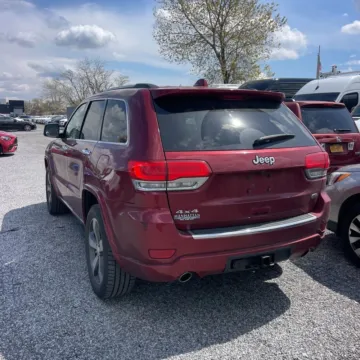 More photos of 2015 Jeep Grand Cherokee Overland at Indy Auto Man - Indianapolis, IN