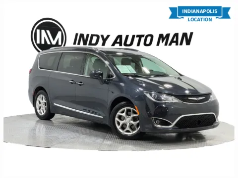 Unknown 2019 Chrysler Pacifica Touring L Plus for sale in Indianapolis, IN