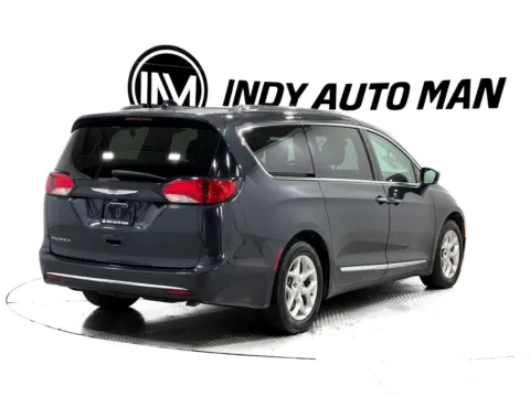 More photos of 2019 Chrysler Pacifica Touring L Plus at Indy Auto Man - Indianapolis, IN