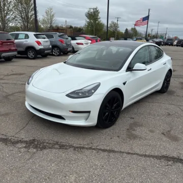 Photos of 2023 Tesla Model 3 for sale in Indianapolis, IN at Indy Auto Man - Indianapolis