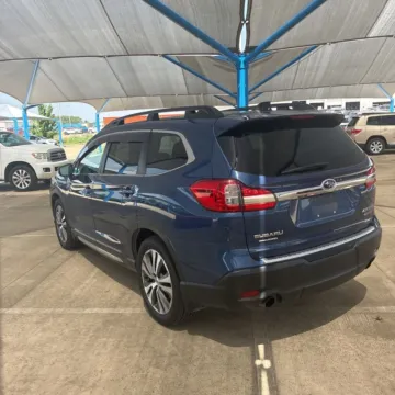 More photos of 2021 Subaru Ascent Limited at Indy Auto Man - Indianapolis, IN