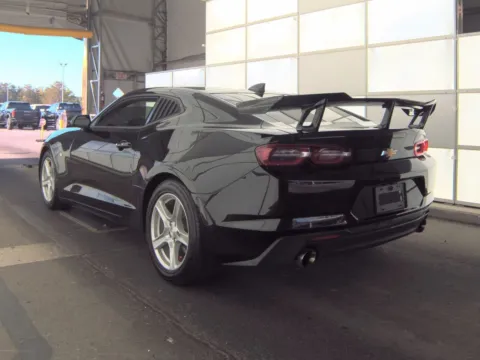 More photos of 2020 Chevrolet Camaro 1LT at Indy Auto Man - Indianapolis, IN