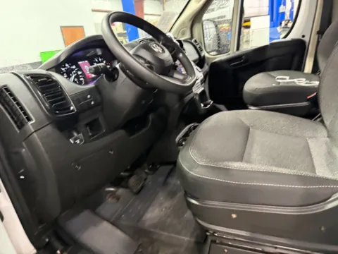More photos of 2022 Ram ProMaster 2500 High Roof at Indy Auto Man - Indianapolis, IN
