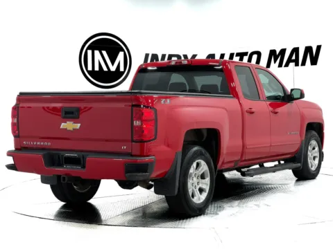 More photos of 2018 Chevrolet Silverado 1500 LT LT2 at Indy Auto Man - Indianapolis, IN