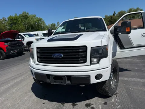 Photos of 2014 Ford F-150 FX4 for sale in Indianapolis, IN at Indy Auto Man - Indianapolis