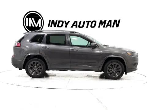 Another view of 2019 Jeep Cherokee Limited for sale in Indianapolis, IN at Indy Auto Man - Indianapolis