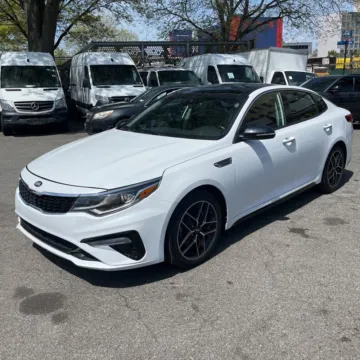 Photos of 2020 Kia Optima SE for sale in Indianapolis, IN at Indy Auto Man - Indianapolis