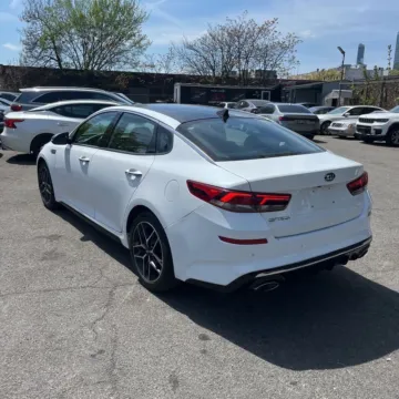 More photos of 2020 Kia Optima SE at Indy Auto Man - Indianapolis, IN