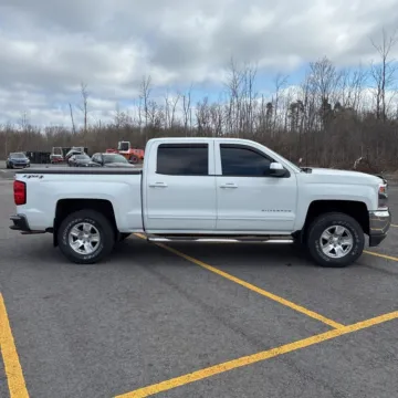 Another view of 2017 Chevrolet Silverado 1500 LT LT1 for sale in Indianapolis, IN at Indy Auto Man - Indianapolis