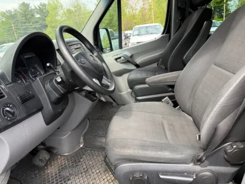 More photos of 2016 Mercedes-Benz Sprinter 2500 Passenger 144 WB BlueTEC at Indy Auto Man - Indianapolis, IN
