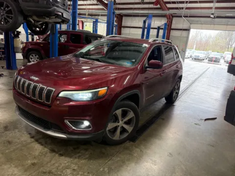 Photos of 2020 Jeep Cherokee Limited for sale in Indianapolis, IN at Indy Auto Man - Indianapolis