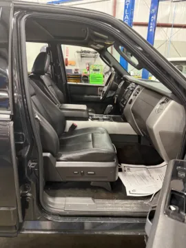 More photos of 2013 Ford Expedition Limited at Indy Auto Man - Indianapolis, IN