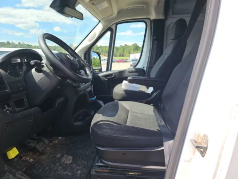 More photos of 2023 Ram ProMaster 2500 High Roof at Indy Auto Man - Indianapolis, IN
