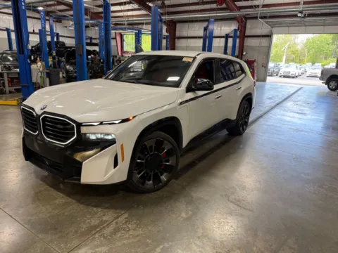 Photos of 2023 BMW XM for sale in Indianapolis, IN at Indy Auto Man - Indianapolis