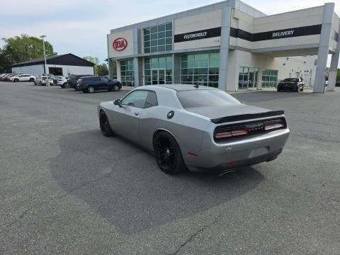 More photos of 2018 Dodge Challenger R/T at Indy Auto Man - Indianapolis, IN