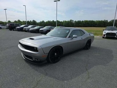 Photos of 2018 Dodge Challenger R/T for sale in Indianapolis, IN at Indy Auto Man - Indianapolis