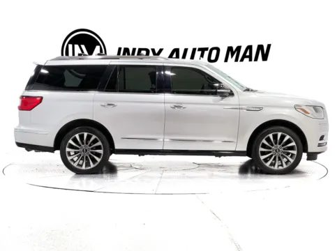Another view of 2019 Lincoln Navigator Select for sale in Indianapolis, IN at Indy Auto Man - Indianapolis