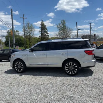 More photos of 2019 Lincoln Navigator Select at Indy Auto Man - Indianapolis, IN