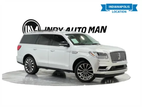 Silver 2019 Lincoln Navigator Select for sale in Indianapolis, IN