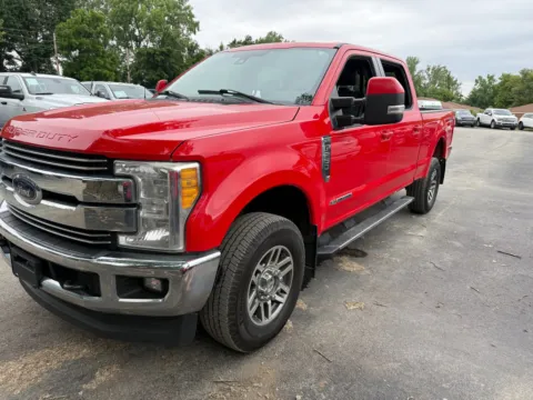 Photos of 2017 Ford F-250SD Lariat for sale in Indianapolis, IN at Indy Auto Man - Indianapolis