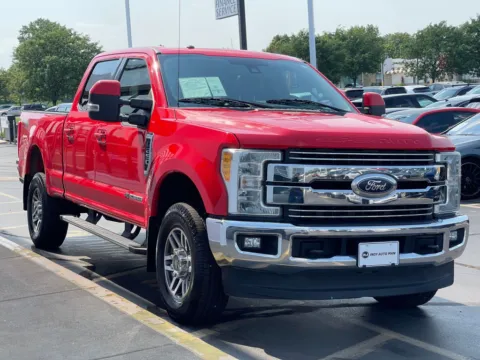 Photos of 2017 Ford F-250SD Lariat for sale in Indianapolis, IN at Indy Auto Man - Indianapolis
