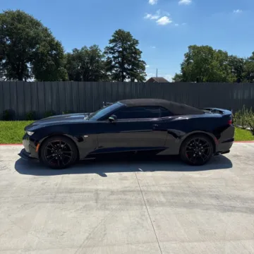 More photos of 2019 Chevrolet Camaro 1LT at Indy Auto Man - Indianapolis, IN