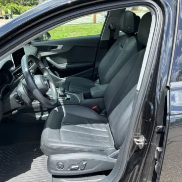More photos of 2018 Audi A4 2.0T at Indy Auto Man - Indianapolis, IN