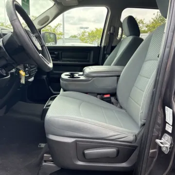 More photos of 2019 Ram 1500 Classic Express at Indy Auto Man - Indianapolis, IN
