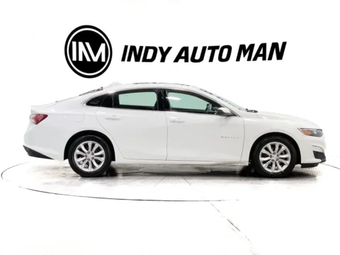 Another view of 2019 Chevrolet Malibu LT for sale in Indianapolis, IN at Indy Auto Man - Indianapolis