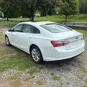 More photos of 2019 Chevrolet Malibu LT at Indy Auto Man - Indianapolis, IN
