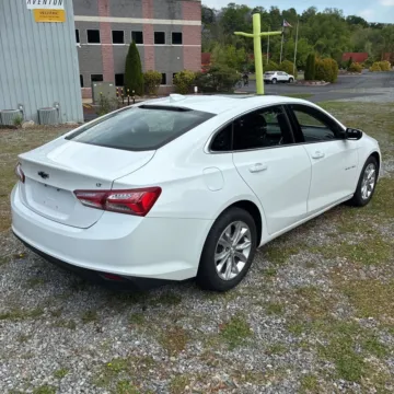 Another view of 2019 Chevrolet Malibu LT for sale in Indianapolis, IN at Indy Auto Man - Indianapolis