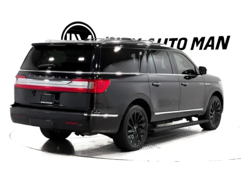 More photos of 2020 Lincoln Navigator L Reserve at Indy Auto Man - Indianapolis, IN