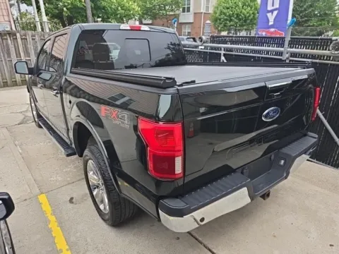 More photos of 2019 Ford F-150 Lariat at Indy Auto Man - Indianapolis, IN