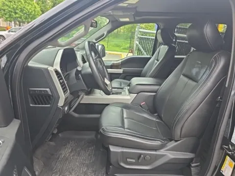 More photos of 2019 Ford F-150 Lariat at Indy Auto Man - Indianapolis, IN