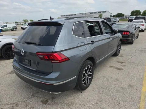 Another view of 2021 Volkswagen Tiguan 2.0T SE for sale in Indianapolis, IN at Indy Auto Man - Indianapolis