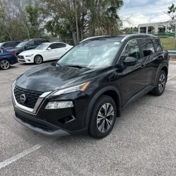 Photos of 2022 Nissan Rogue SV for sale in Indianapolis, IN at Indy Auto Man - Indianapolis