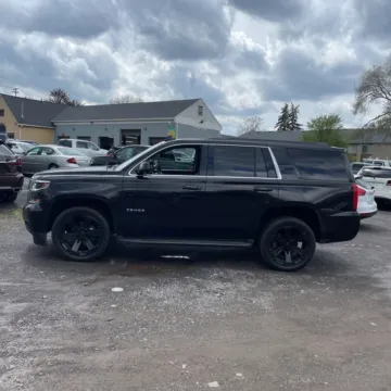 More photos of 2018 Chevrolet Tahoe LS at Indy Auto Man - Indianapolis, IN