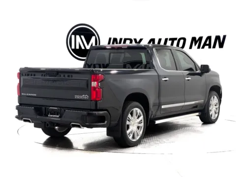 More photos of 2022 Chevrolet Silverado 1500 High Country at Indy Auto Man - Indianapolis, IN