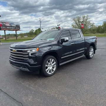 Photos of 2022 Chevrolet Silverado 1500 High Country for sale in Indianapolis, IN at Indy Auto Man - Indianapolis