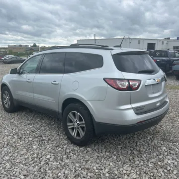 More photos of 2017 Chevrolet Traverse 2LT at Indy Auto Man - Indianapolis, IN