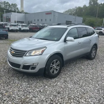 Photos of 2017 Chevrolet Traverse 2LT for sale in Indianapolis, IN at Indy Auto Man - Indianapolis