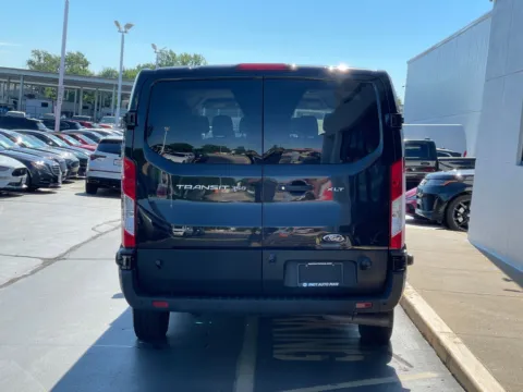 More photos of 2020 Ford Transit-350 XLT at Indy Auto Man - Indianapolis, IN