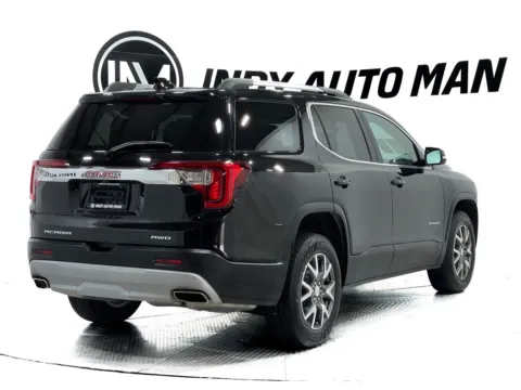 More photos of 2023 GMC Acadia SLT at Indy Auto Man - Indianapolis, IN