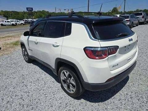 More photos of 2019 Jeep Compass Limited at Indy Auto Man - Indianapolis, IN