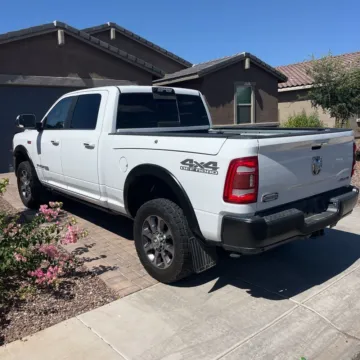 More photos of 2019 Ram 2500 Laramie Longhorn at Indy Auto Man - Indianapolis, IN