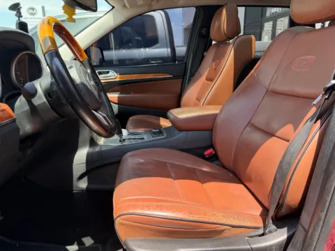 Another view of 2013 Jeep Grand Cherokee Overland for sale in Indianapolis, IN at Indy Auto Man - Indianapolis